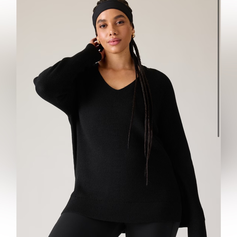 Athleta Black V-Neck Ribbed Pullover Sweater
